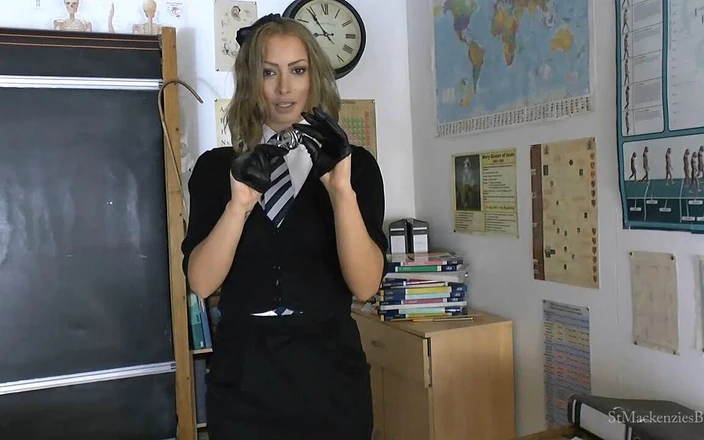 St Mackenzie's Archive: Kelli соблазняет тебя и запирает тебя в поясе целомудрия