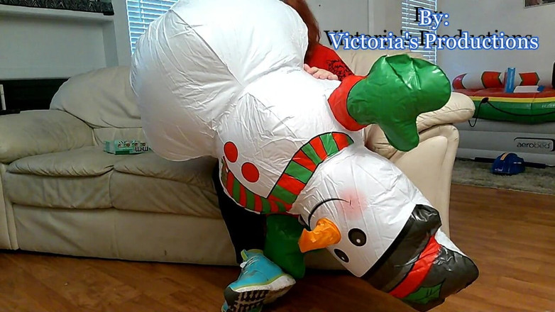 BBW nurse Vicki adventures with friends: Gordas Maduras Ruivas Enfermeira Vicki Chupa Boneco De Neve Inflável...