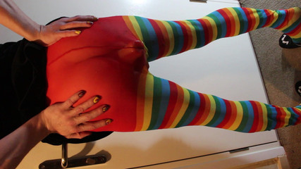 Lilly Disgrace: Yaşlı erkekler için göt deliği hazırlanıyor