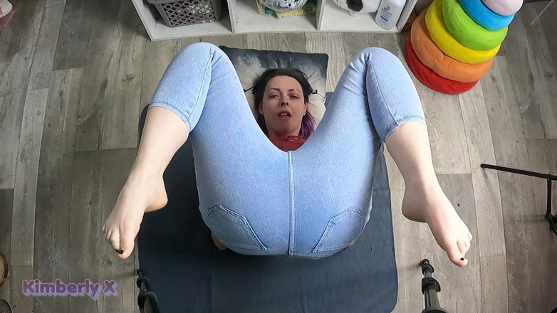 Kimberly X: Pissen in meine jeans