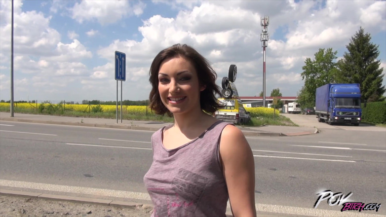 Czech Pornzone: Outdoor Job Offer - Alexis Cherry