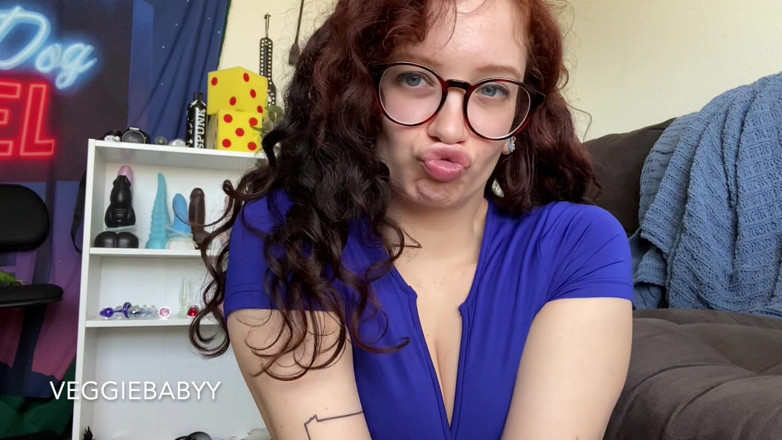 Veggiebabyy: Seduzindo você com meus grandes lábios pouty