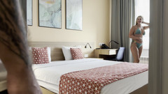 MurAmurr: Trước hết tại kỳ nghỉ nóng bỏng milf là tìm...