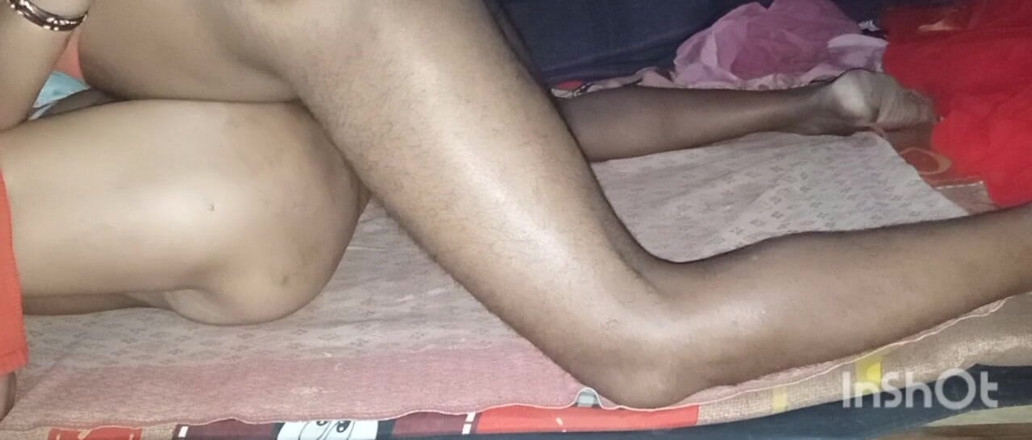 Yourindiancuople84: Desi Dorf ehefrau und ehemann ficken video im schlafzimmer