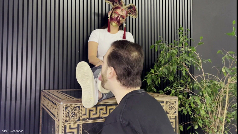 Deep Sole Devotion: Versace Cube Foot Fetish - Silent Sneaker Licking &amp; Deep Barefoot Toe...