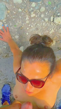 Strand ansiktsbehandling med vänner fru-långsam mo cumshot