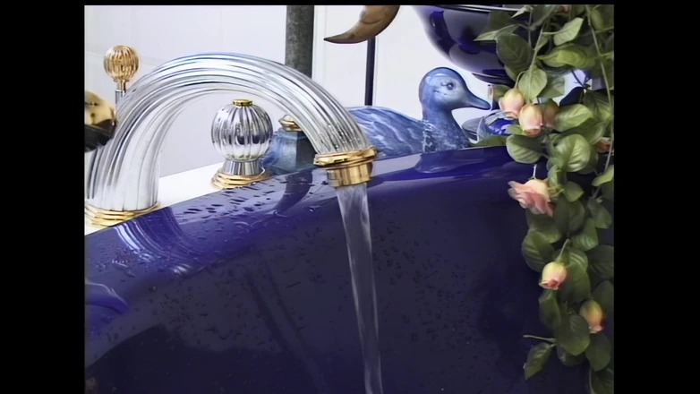 Piss Lover: Piss Lover - a Wet and Wonderful Day