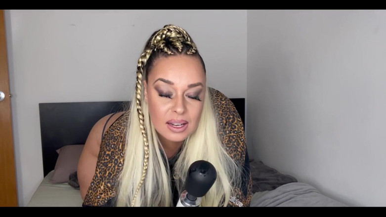 Anastasia Lux: Hice este video esta noche, di gracias a U con...