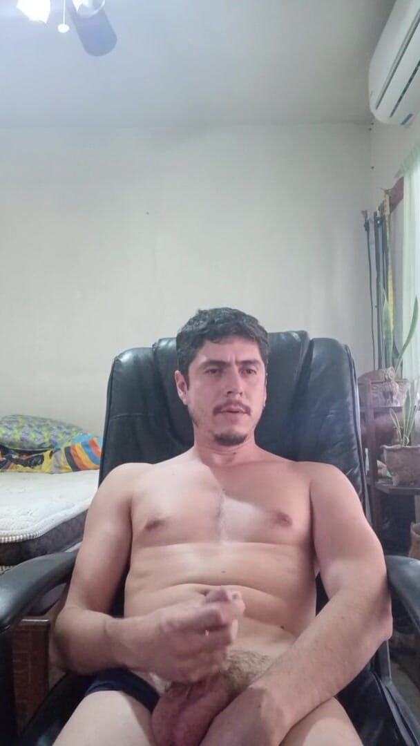 Tabasco Jake: Un beau mec se masturbe et eyaculate pour vous
