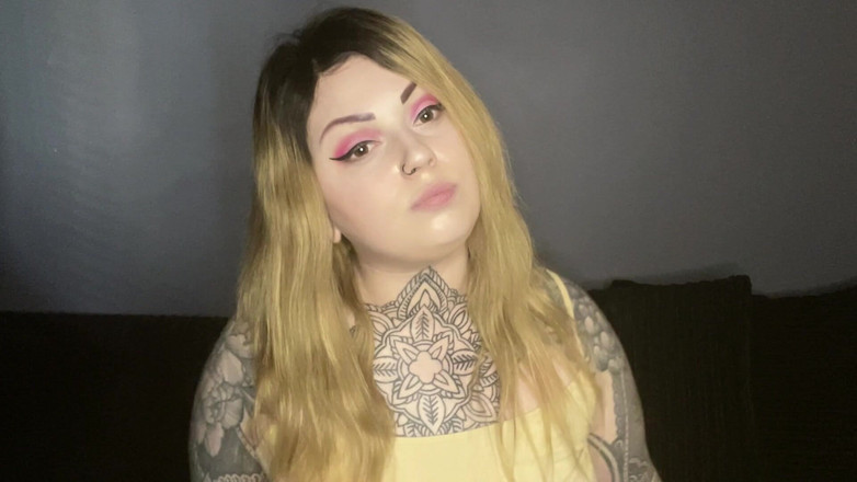 Miss Valentina: Bully Takes Your Lunch Money