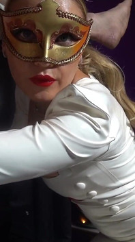 Anale Spe toyum - Giocattoli estremi - Fisting - Chasity - coppia BDSM e Adelina Noir