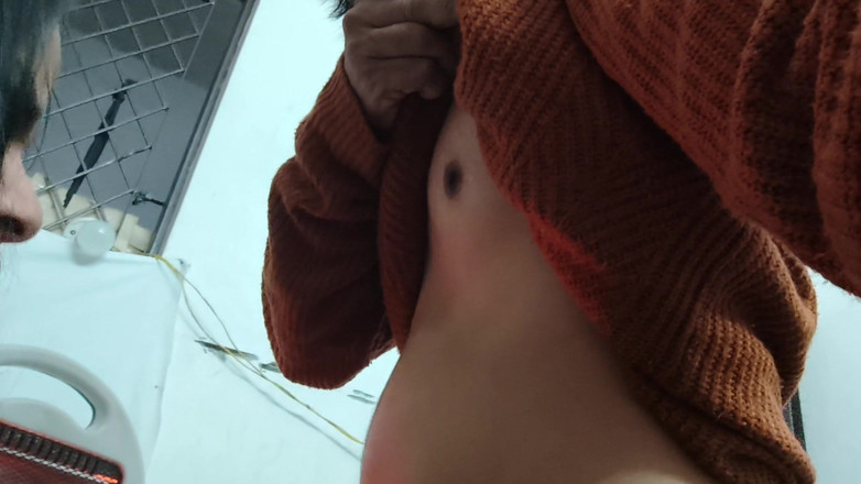 Sexysavita21: Seksowna dziewczyna lubi się z członkiem klanu, który ssie mój...