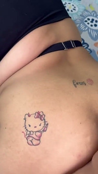 Část 1 anální služba a fisting tlusté děvky mé sousedky v jejím pokoji po chutném kouření