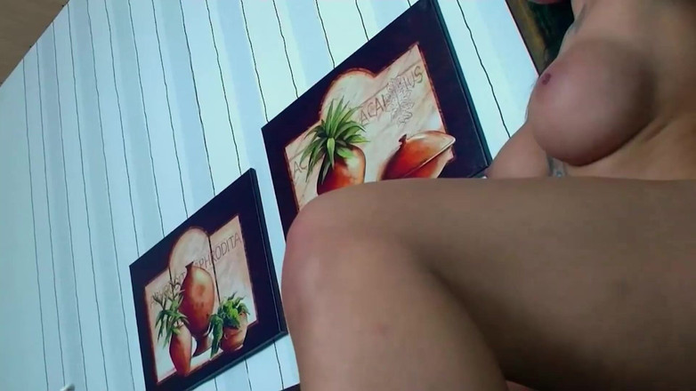 MMV TV - our best full movie: Pork schnitzel tickle (film porno lengkap)