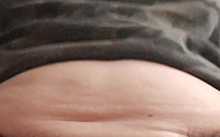 Mommy big hairy pussy: Heiße MILF will ficken