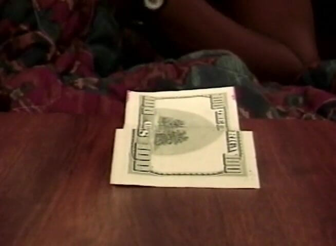 Dark Extreme: Puta de ébano es arada analmente en la cama en acción...