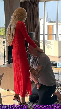 V zákulisí venkovního šukání s velkým ptákem Cherry