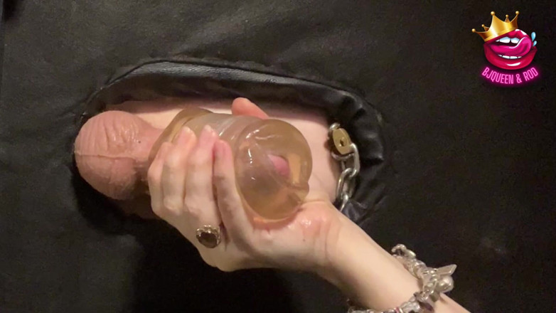 Mistress_BJQueen: Des orgasmes ruinés sur la table par en dessous