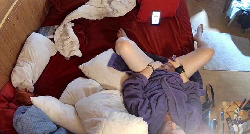 KittieNoOne: Beccato a farsi la doccia