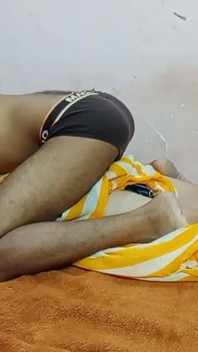 Meia-irmã Sona Baby fodida por meio-irmão mais jovem - viral