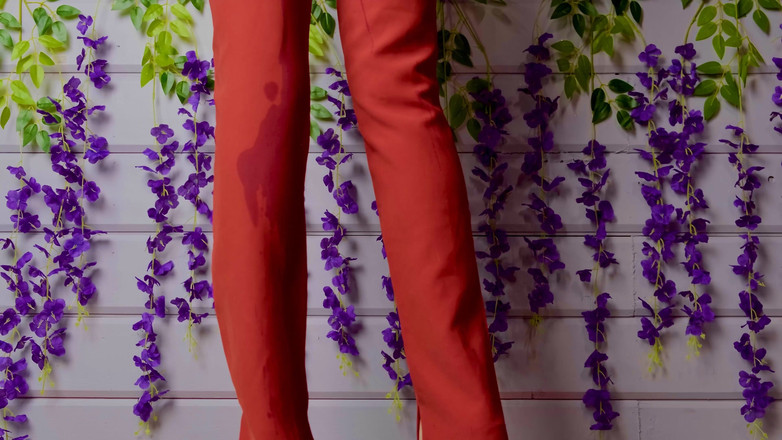 Eva Deva: O mulțime de pișat în pantaloni! Uite ce podea umedă am...