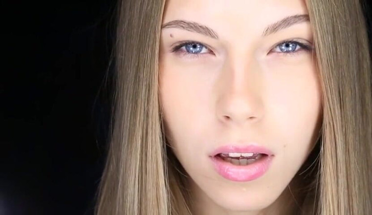 Watch4beauty: Abbyho portrét