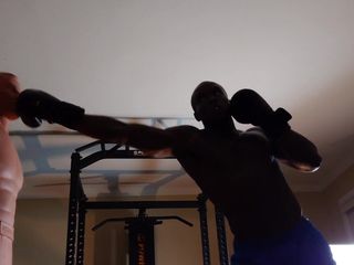 Hallelujah Johnson: Боксерная тренировка сегодня, упражнения обеспечивают несколько психологических
