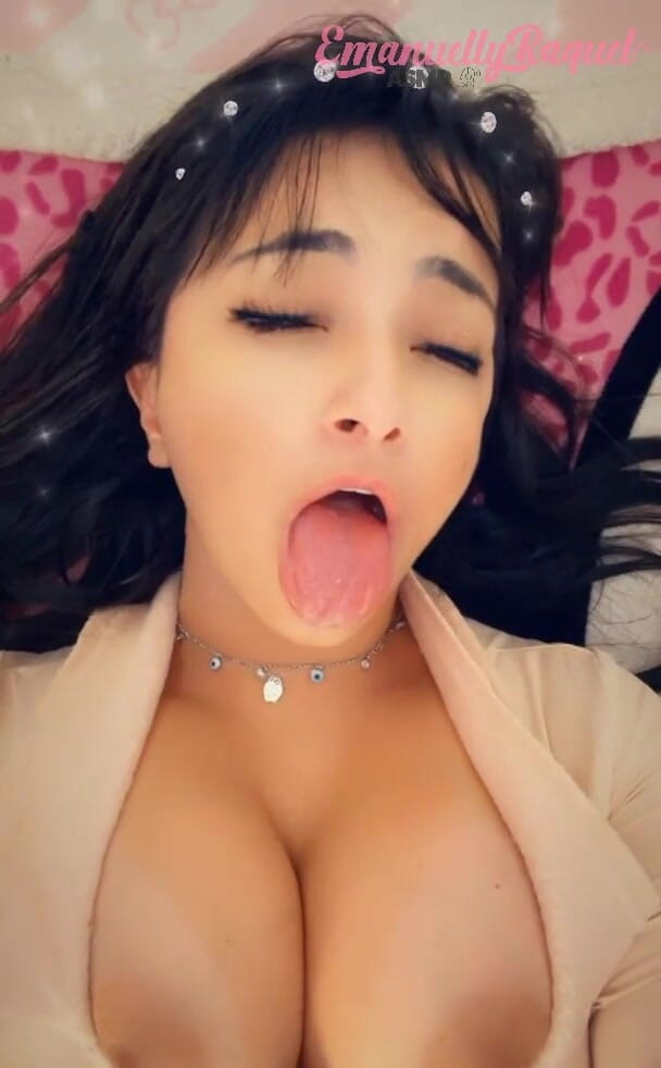 Emanuelly Raquel: Pemujaan toket dan ahegao