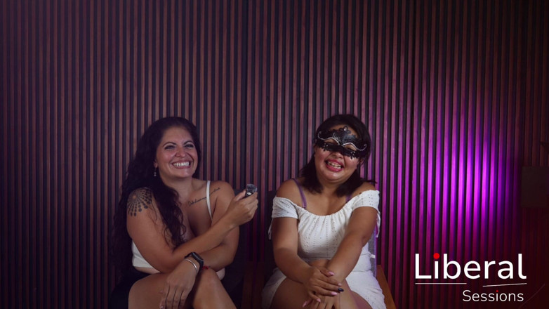 Liberal sessions: MILF scopa con una giovane hotwife e scambia mariti in...