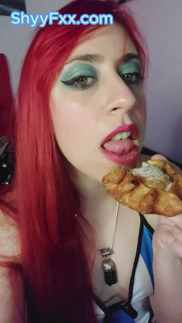 Tu Gauchita Argentina: 国万歳!友達、ケーキ、セックス