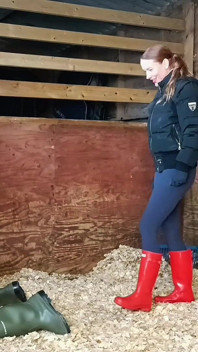 Cizme Versus Balls, Extrem de Dur Hunters Wellingtons distrugere de în Grajduri