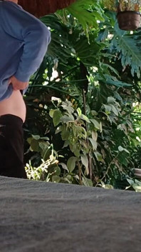 Spaß Im Garten Haben, Blondine Lutscht Schwanz