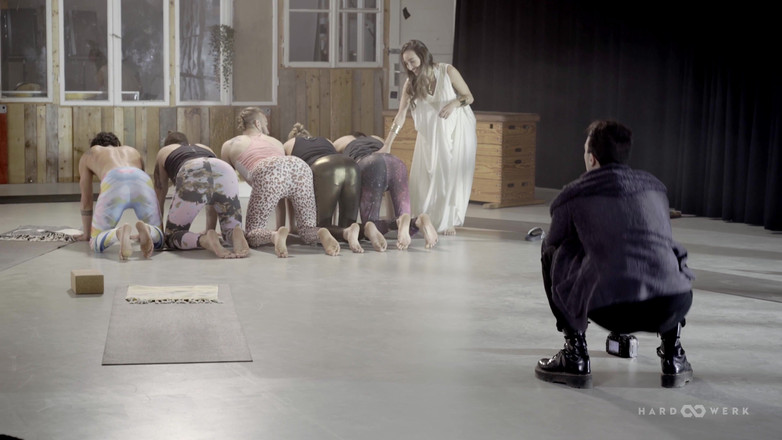 HardWerk: Yoga Bang Bts