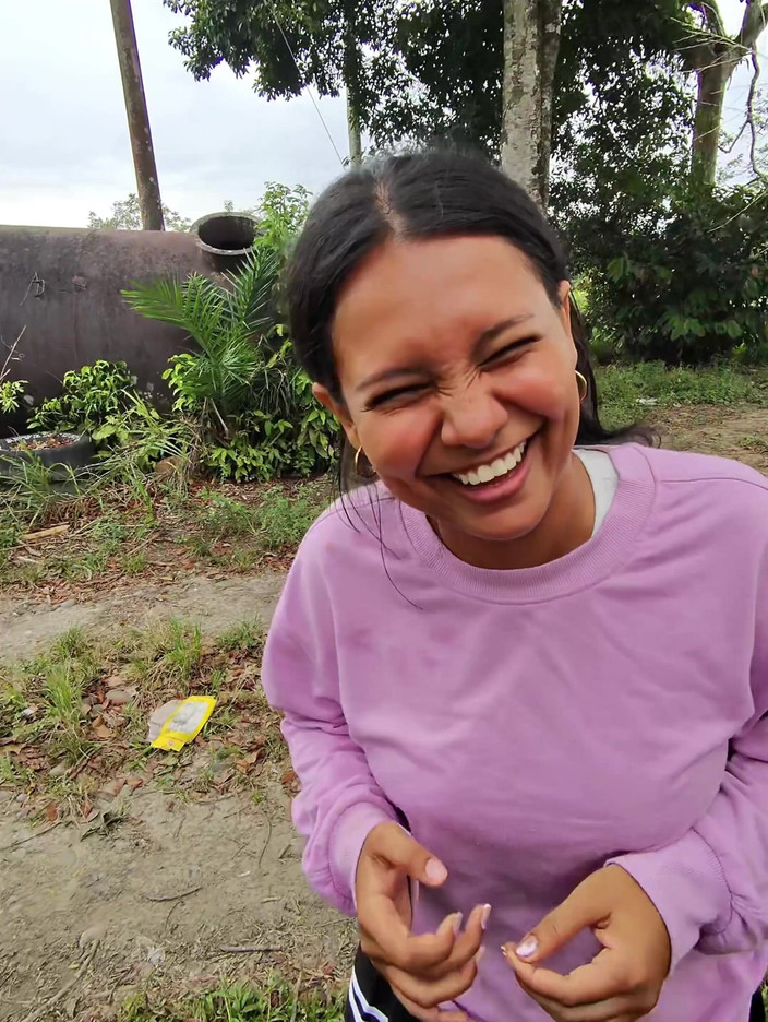 EMY_AND_JONH: 그의 자지를 빨고 야외에서 나를 따먹게 하고 싶었는데, 정말 좋아해