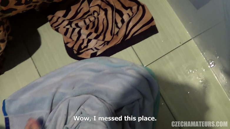 CzechAmateurs: Tjeckiska amatörer 91 Läppar lika stora som Dumbos öron