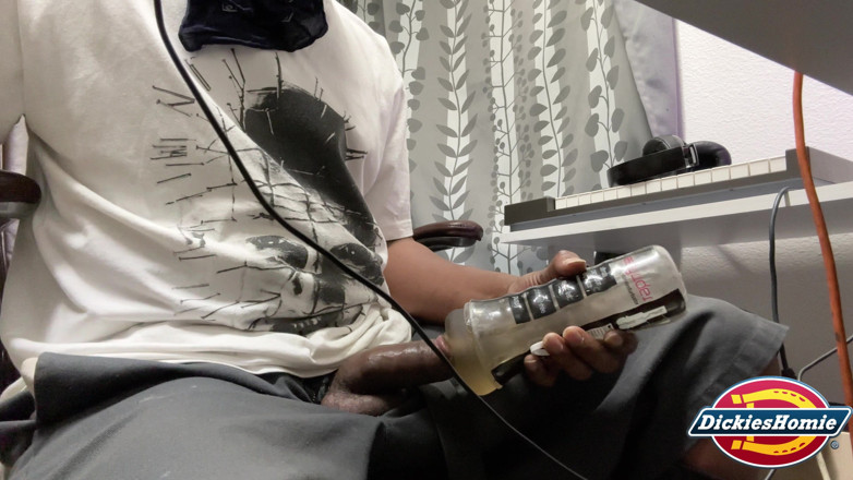 DickiesHomie: Using My Sex Toy and Penis Pump