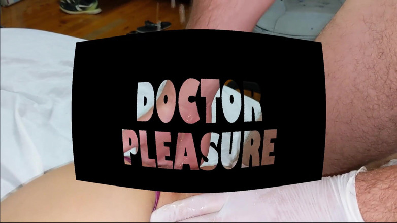 Doc pleasure: Tolong dokter... Bantuin memekku dong!! Muncrat terbaik yang pernah ada