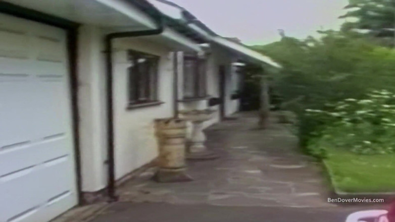 Ben Dover Movies: Więcej seksu i settee: Susan