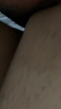 Vieni piccola e mangia la mia figa Hmmm
