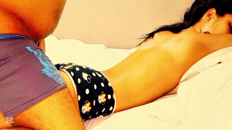 Skinnydanie21: Chupando El Culo Y El Coño De Mi Prima De 18...