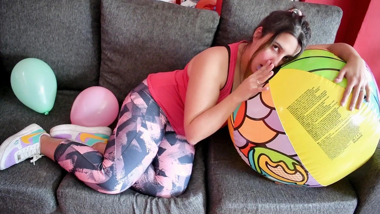 Bunny Looner: Taytlı plaj topuna bin ve söndür - bunny looner