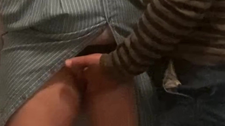 PriyaNaavya: Fingering Slu Girl