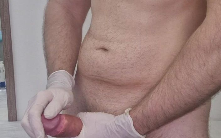 Armagedonxxl: Yağlanmış göğüs ve yarak. Sonra senin için yarakla oyna