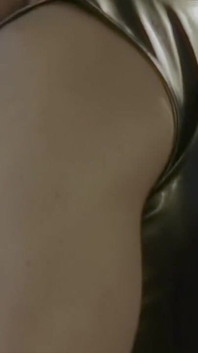 Angel Dark orgasme dubur di