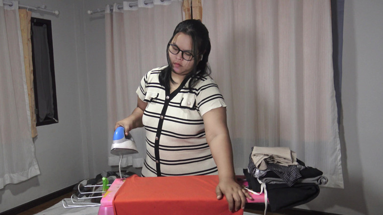 Sexy star: Steamy Encounter While the Friend's Away