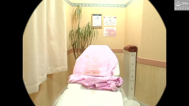 Raptor Inc: Geheime massagesalon voor getrouwde vrouwen -5