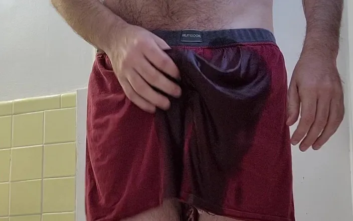 Solo Andy: Andy pisses and cums through some boxers