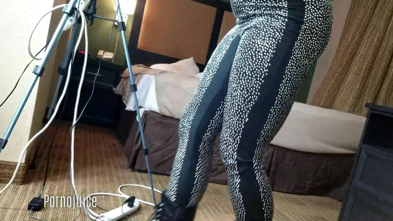 PornoJuice Faphouse: 아프리카 자지를 숭배하는 거유 아메리카m 흑인 밀프