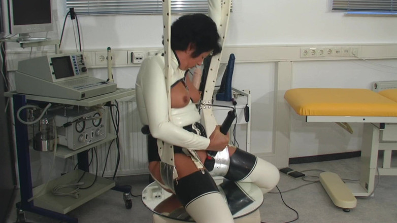 Rubber & Clinic Studio - 1ATOYS: Anal masturbation experience in latex