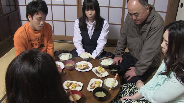 JAPAN IN LOVE: สาวญี่ปุ่นหีเดร่อ ฉาก 4: วัยรุ่นญี่ปุ่นนมใหญ่ Ai Sakura เย็ดโหดแล้วแตกในเป็นเธอสุดท้าย